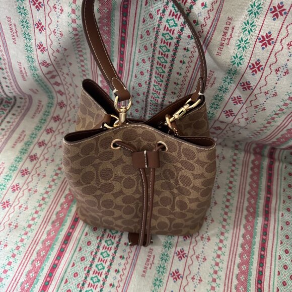 Coach Roan Bucket Bag Signature Canvas Tan/Brown - Picture 2 of 10